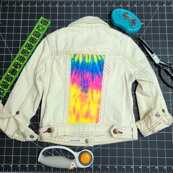 Jean Jacket ☮️ Toddler XS (4-5) - Picture 3 of 4